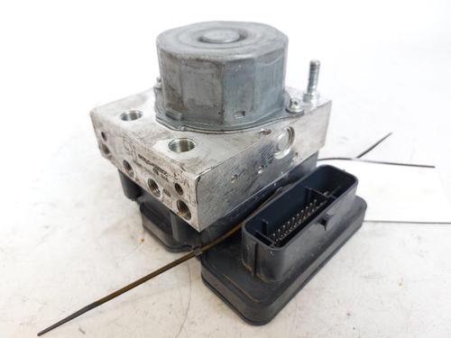 Used ABS pump PEUGEOT 108 1.0 VTi (69 hp) 15177128