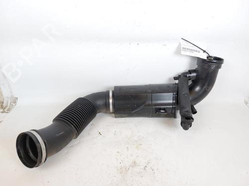 Used Air filter box BMW X1 (F48) xDrive 25 e Plug-in-Hybrid (220 hp) 20102625