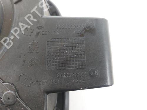 Fuel flap PEUGEOT 208 II (UB_, UP_, UW_, UJ_) 1.2 PureTech 100 | BP23947521C131 