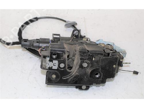 Høyre foran lås VW TOURAN (1T1, 1T2) 2.0 TDI 16V | BP15143368C97 