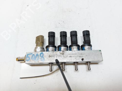 Used Injector CHEVROLET MATIZ (M200, M250) 1.0 LPG (67 hp) 30454319