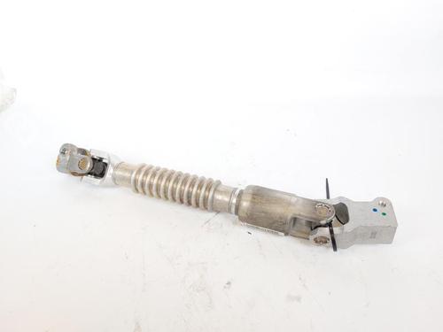 Used Steering column universal joint Steering column universal joint BMW 1 (F40) 118 i (140 hp) 19505231 19505231