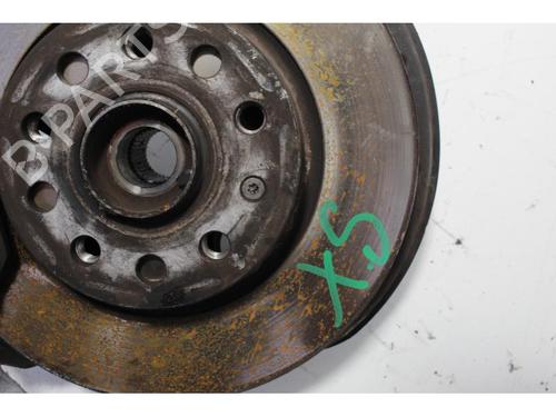 Left front steering knuckle VW GOLF VI (5K1) 1.4 | BP15146738M25 