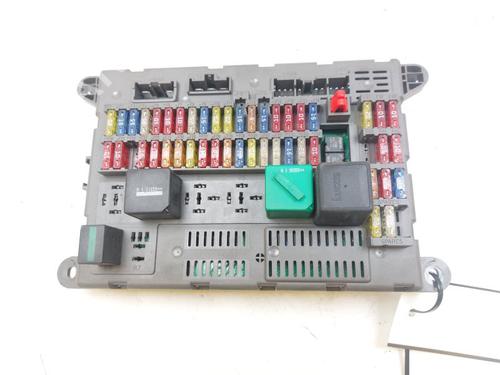 Used Fuse box LAND ROVER FREELANDER I (L314) 2.0 Td4 4x4 (112 hp) 27538363