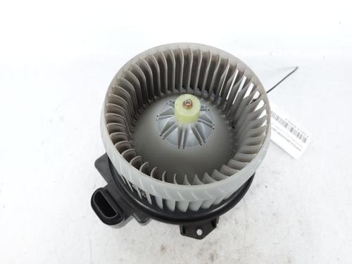 Heater blower motor TOYOTA YARIS (_P13_) 1.5 Hybrid (NHP130_, NHP130) | BP15166120M62 
