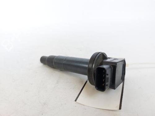 Used Ignition coil TOYOTA YARIS (_P13_) 1.5 Hybrid (NHP130_, NHP130) (101 hp) 15171672