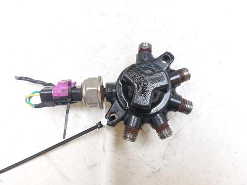 Einspritzleiste für FORD FOCUS I (DAW, DBW) 1.4 16V (75 hp) 25252517