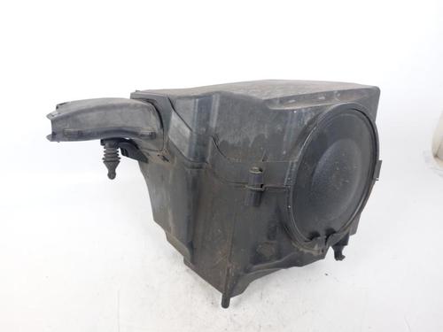 Used Air filter box VOLVO V40 Hatchback (525) D2 (114 hp) 15163492