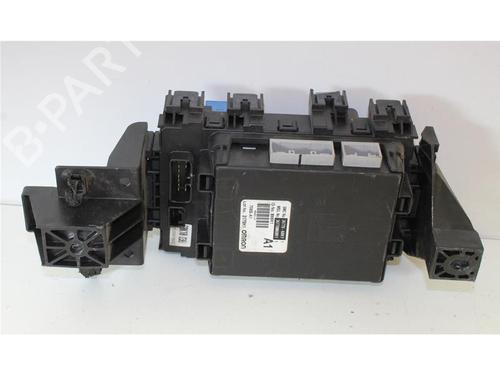 Used Electronic module NISSAN PIXO (UA0) 1.0 (68 hp) 15144421