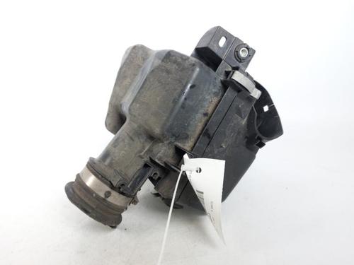 Used Air filter box NISSAN JUKE (F15) 1.2 DIG-T (115 hp) 15171175