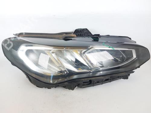 Used Right headlight BMW 2 Active Tourer (U06) 220i Mild Hybrid (170 hp) 21832644