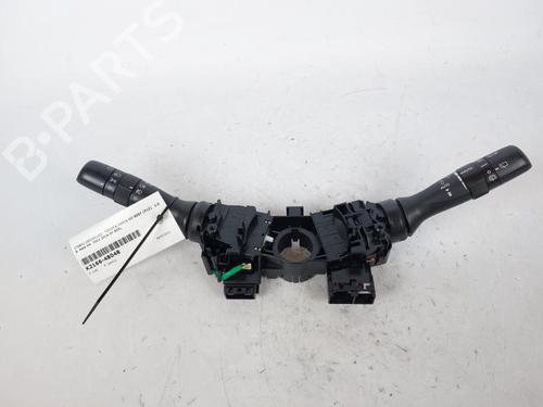 Used Steering column stalk TOYOTA YARIS (_P13_) 1.0 (KSP130_, KSP130) (69 hp) 15158191