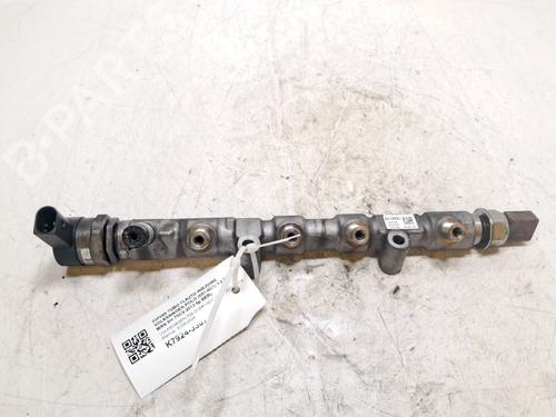 Used Injection rail Injection rail 37020097 37020097
