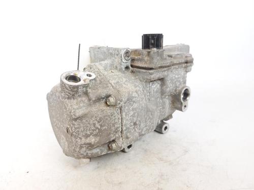 Used AC compressor AC compressor TOYOTA AURIS (_E18_) 1.8 Hybrid (ZWE186_, ZWE186R) (136 hp) 15172588 15172588