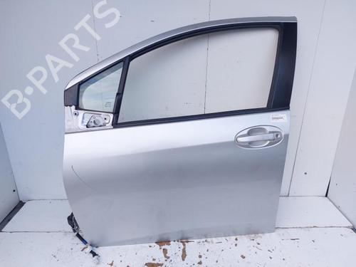 Used Left front door TOYOTA YARIS (_P13_) 1.0 (KSP130_, KSP130) (69 hp) 29824208