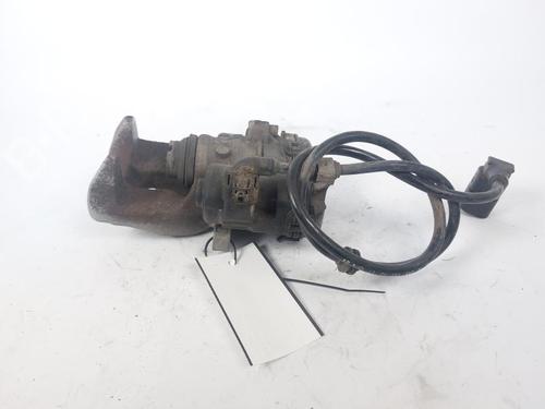 Used Left front brake caliper MERCEDES-BENZ B-CLASS Sports Tourer (W246, W242) B 200 CDI (246.201) (136 hp) 17220377