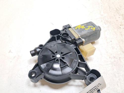 Used Front left window mechanism Front left window mechanism AUDI A3 Limousine (8VS, 8VM) 1.6 TDI (115 hp) 33613485 33613485