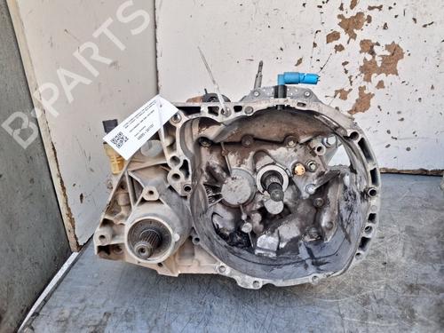 gearbox-dacia-sandero-2008-39634858 main image