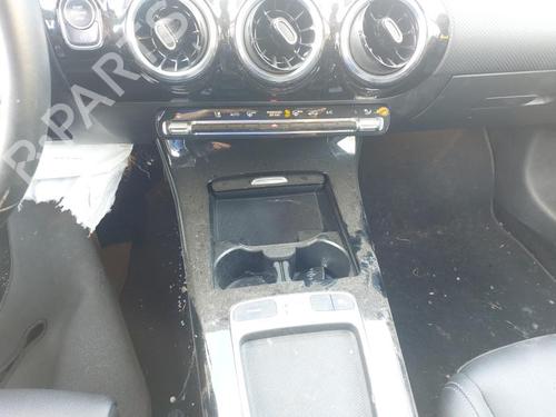 Andre MERCEDES-BENZ A-CLASS (W177) A 180 d (177.010) | BP28618718O1