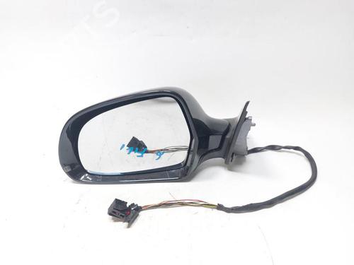 Bakspejl venstre AUDI A3 Sportback (8PA) 1.6 TDI (105 hp) 31241190