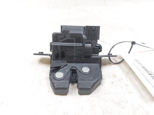 tailgate-lock-fiat-tipo-hatchback-356_-357_-2016-27442304 main image