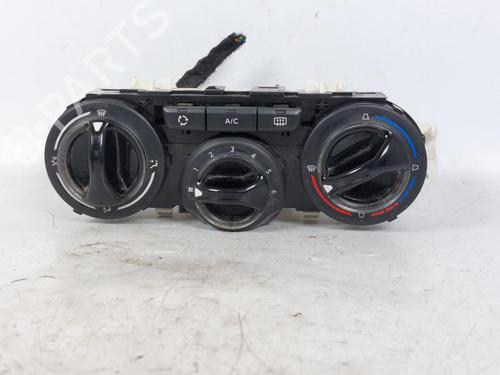 Used Climate control PEUGEOT 208 I (CA_, CC_) 1.4 HDi (68 hp) 15167504