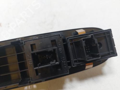 Left front window switch FIAT PUNTO (199_) 1.2 (199AXZ1A, 199BXZ1A) | BP36774793I27 - Image 4