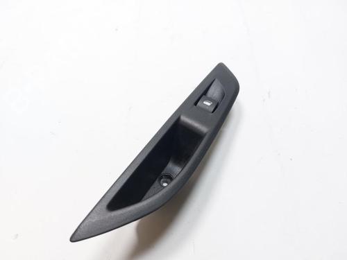 Left front window switch PEUGEOT 208 II (UB_, UP_, UW_, UJ_) 1.2 Hybrid 136 (UPHPYK) | BP30921582I27