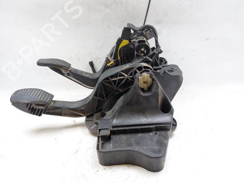 Pedal FIAT FIORINO Box Body/MPV (225_) 1.3 D Multijet (225BXD1A, 225BXB1A, 225BXB11) | BP24953646I4 
