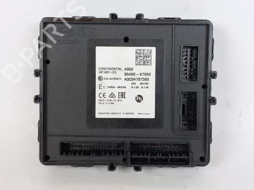 Used Engine control unit (ECU) HYUNDAI i10 III (AC3, AI3) 1.0 MPi (67 hp) 15396893