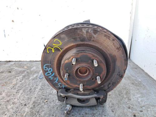 Used Left front steering knuckle Left front steering knuckle TOYOTA RAV 4 III (_A3_) 2.2 D 4WD (ALA30_, ALA30R) (177 hp) 33571697 33571697