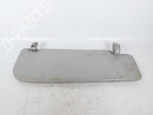 Used Right sun visor Right sun visor 15165613 15165613
