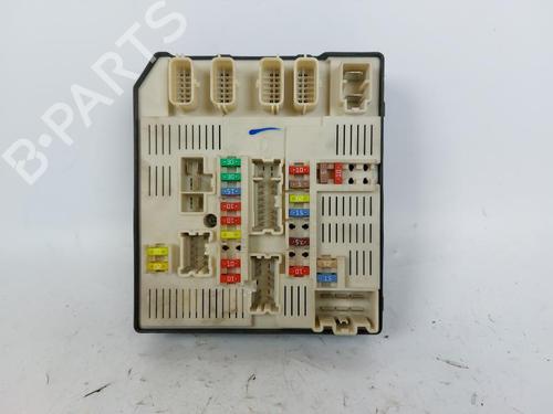 Used Fuse box RENAULT LAGUNA III Grandtour (KT0/1) 2.0 dCi (KT07, KT0J, KT14, KT1A, KT1S) (131 hp) 15139243