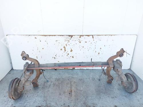 Used Rear axle PEUGEOT 206 Hatchback (2A/C) 1.4 i (75 hp) 28012495