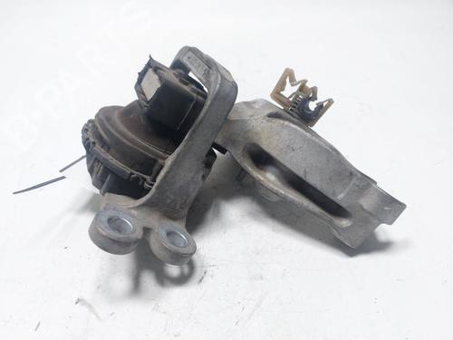 Used Engine mount Engine mount 30454404 30454404