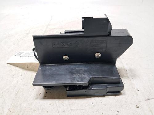 rear-left-lock-dacia-duster-pym_-pyn_-2023-33311968 main image