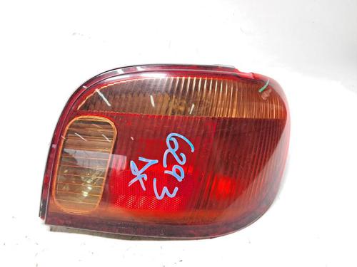 Used Right taillight Right taillight TOYOTA YARIS (_P1_) 1.0 (SCP10_, SCP10R) (65 hp) 33193266 33193266