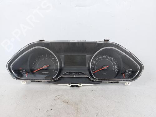 Used Instrument cluster PEUGEOT 208 I (CA_, CC_) 1.4 HDi (68 hp) 15167505