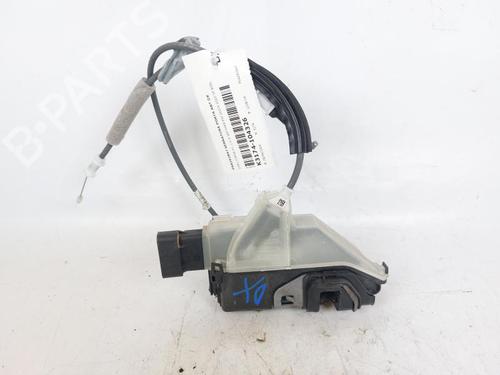 Used Front right lock OPEL CORSA F (P2JO) 1.5 (68) (102 hp) 18252683