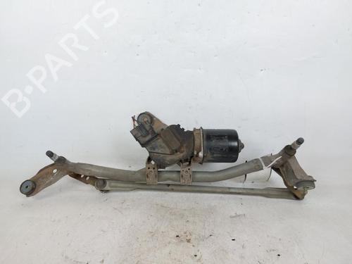 Used Front wiper motor RENAULT MEGANE II (BM0/1_, CM0/1_) 1.5 dCi (BM0F, BM0T, BM2B, CM0F, CM0T) (82 hp) 18129028
