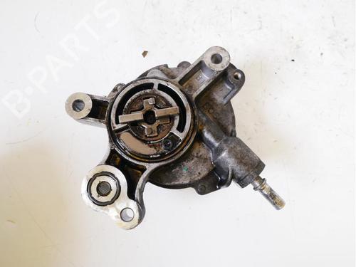 Used Vacuum pump CITROËN C4 I (LC_) 2.0 HDi (136 hp) 15149810
