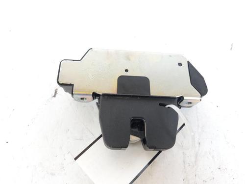Used Tailgate lock PEUGEOT 208 II (UB_, UP_, UW_, UJ_) 1.5 BlueHDI 100 (102 hp) 19582417