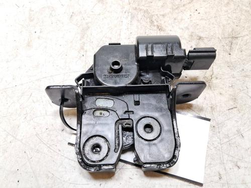 tailgate-lock-renault-twingo-iii-bcm_-bca_-2014-35894441 main image