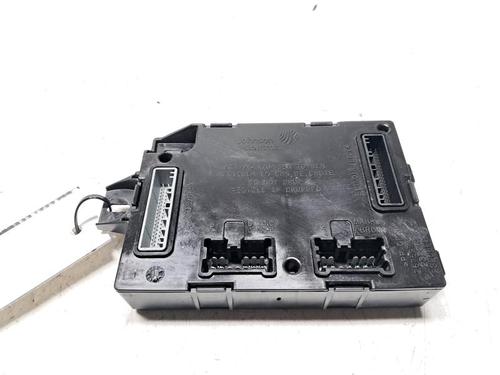 electronic-module-renault-captur-i-j5_-h5_-2013-31011155 main image