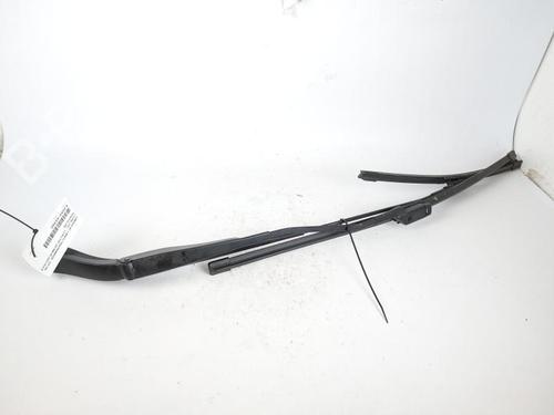 front-windshield-wiper-arm-fiat-500l-351_-352_-2012-23880118 main image