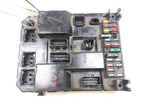 Used Electronic module Electronic module PEUGEOT 307 (3A/C) 1.4 HDi (68 hp) 27815873 27815873