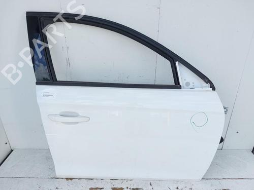 Used Right front door OPEL CORSA F (P2JO) 1.2 (68) (75 hp) 28374415
