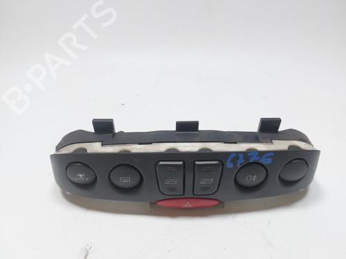 Used Left front window switch FIAT PUNTO (188_) 1.2 16V 80 (188.233, .235, .253, .255, .333, .353, .639,... (80 hp) 33197685