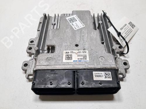 Used Engine control unit (ECU) Engine control unit (ECU) KIA SPORTAGE V (NQ5) 1.6 CRDi MHEV (136 hp) 33196568 33196568