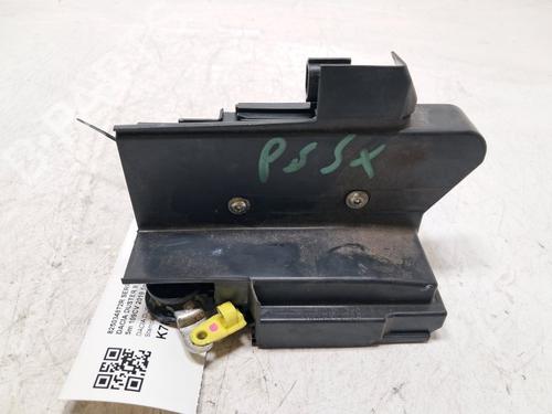 rear-left-lock-dacia-duster-hm_-2017-36856100 main image